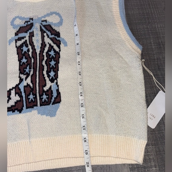 👢VIRAL NWT Luna Ivy Cowboy Boot Sweater Vest - Picture 6 of 7